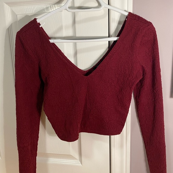 Forever 21 deep v long sleeve elegant top - Picture 4 of 6